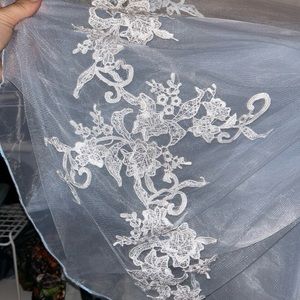 Prom dress never worn, tags are off but didn’t fit